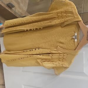 Gimmicks by BKE Golden Knit Cardigan